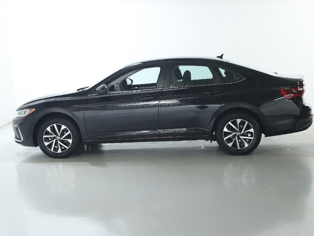 Used 2025 Volkswagen Jetta S image 37