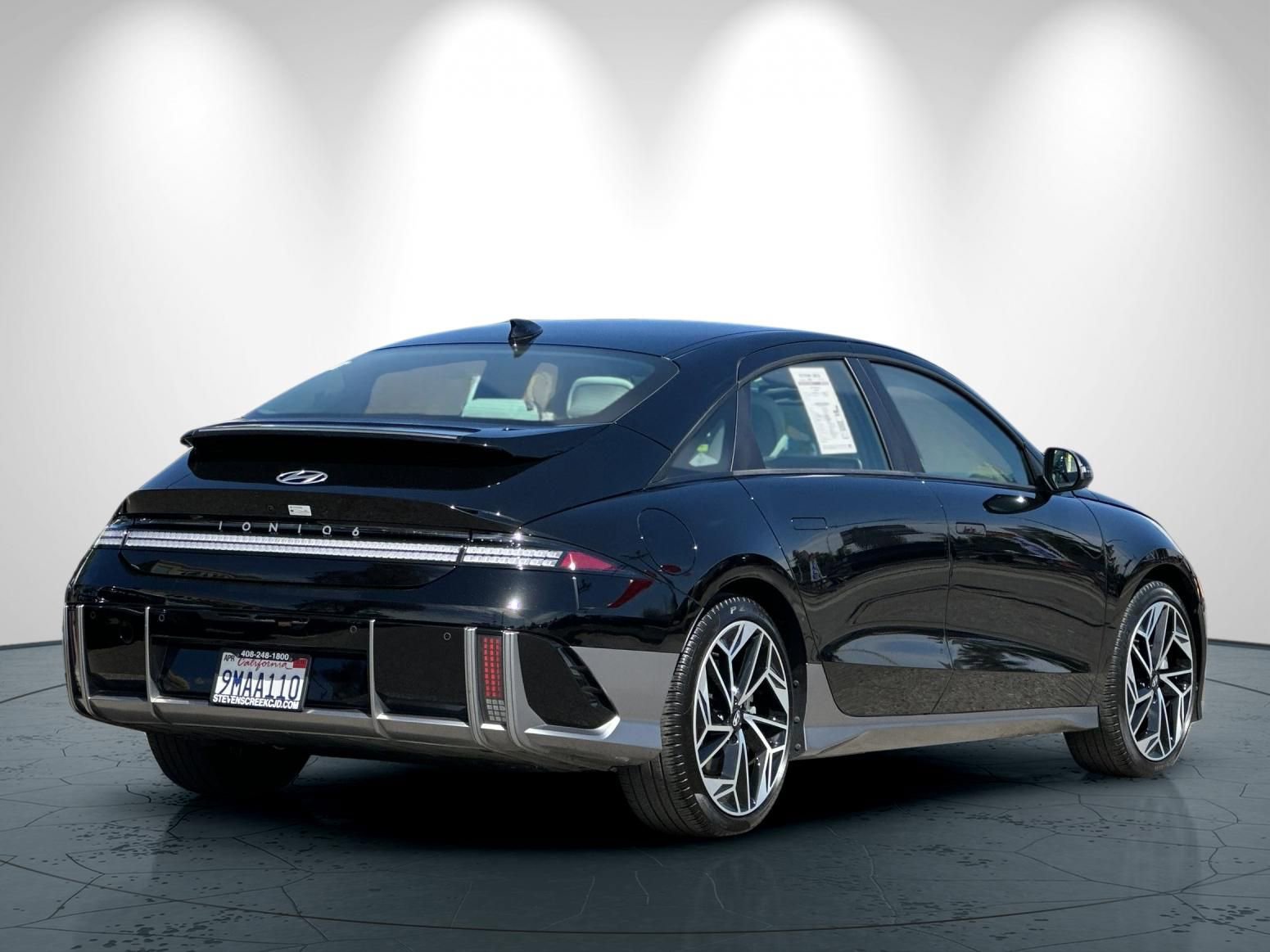 Used 2024 Hyundai Ioniq 6 SEL RWD image 4