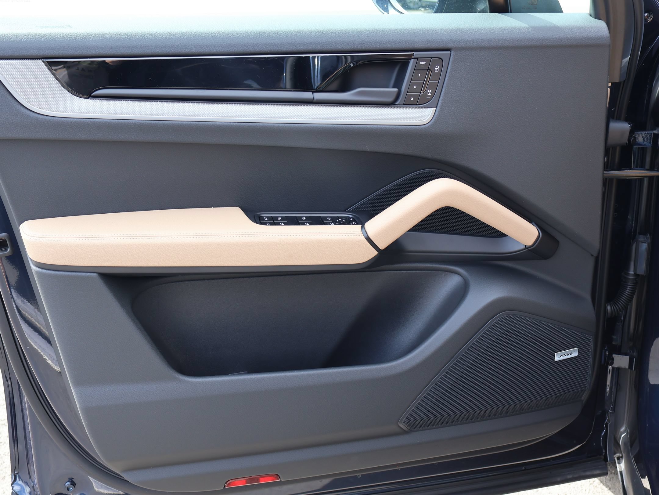 New 2026 Porsche Cayenne AWD/4WD image 14