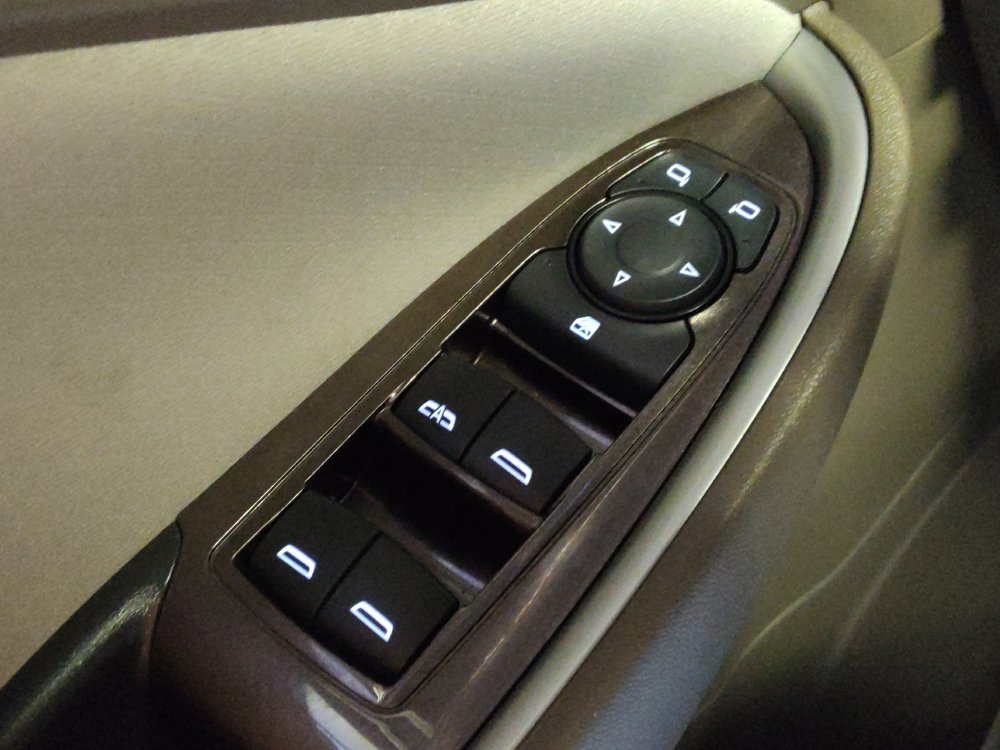 Used 2023 Chevrolet Malibu LT FWD image 27
