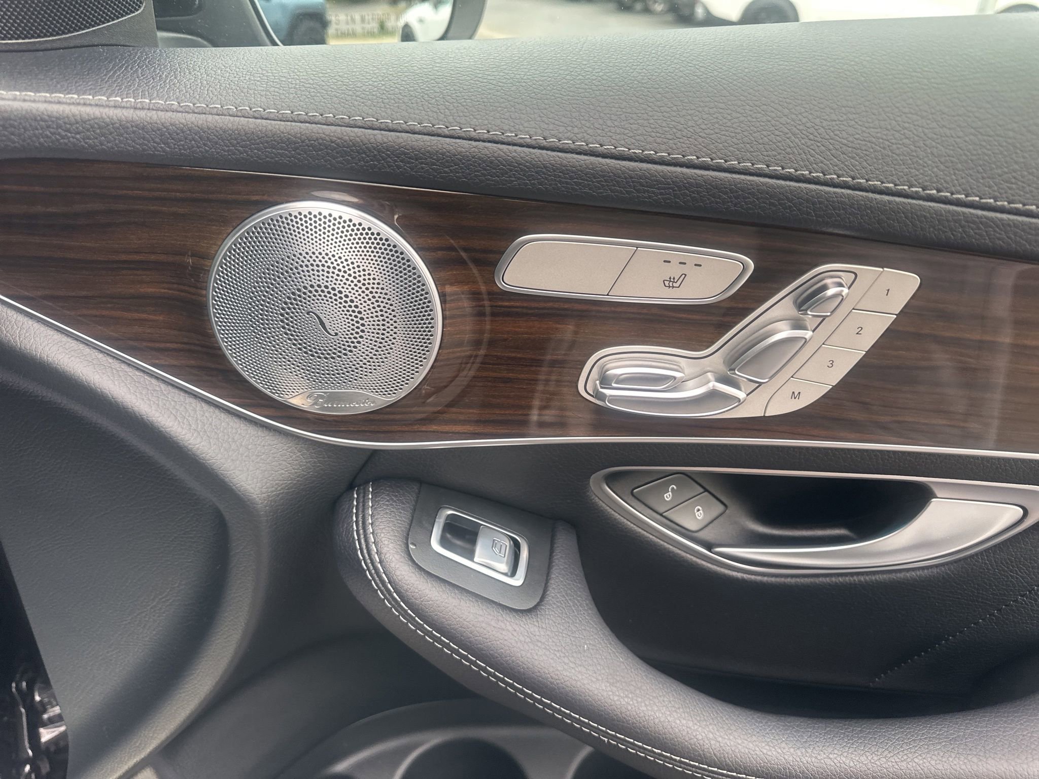 Used 2018 Mercedes-Benz GLC 300 4MATIC Coupe image 13