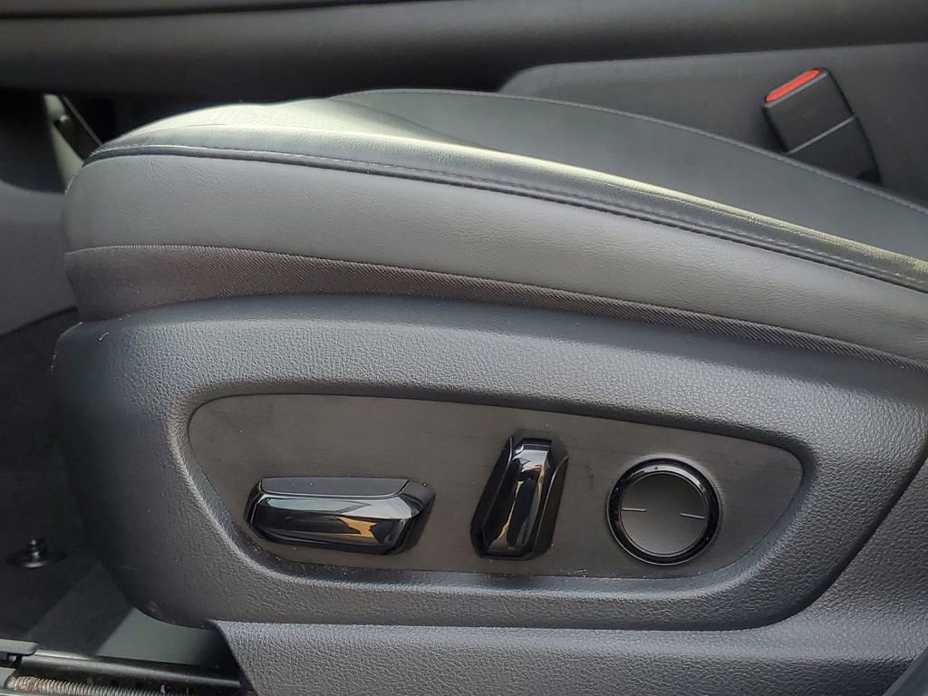 Used 2023 Lexus RZ 450e Premium w/ Technology Package image 13