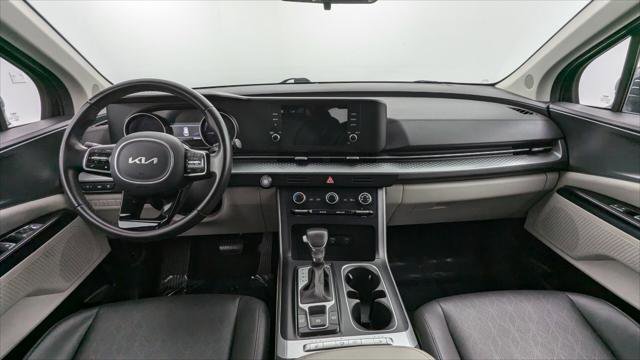 Used 2024 Kia Carnival LX image 23