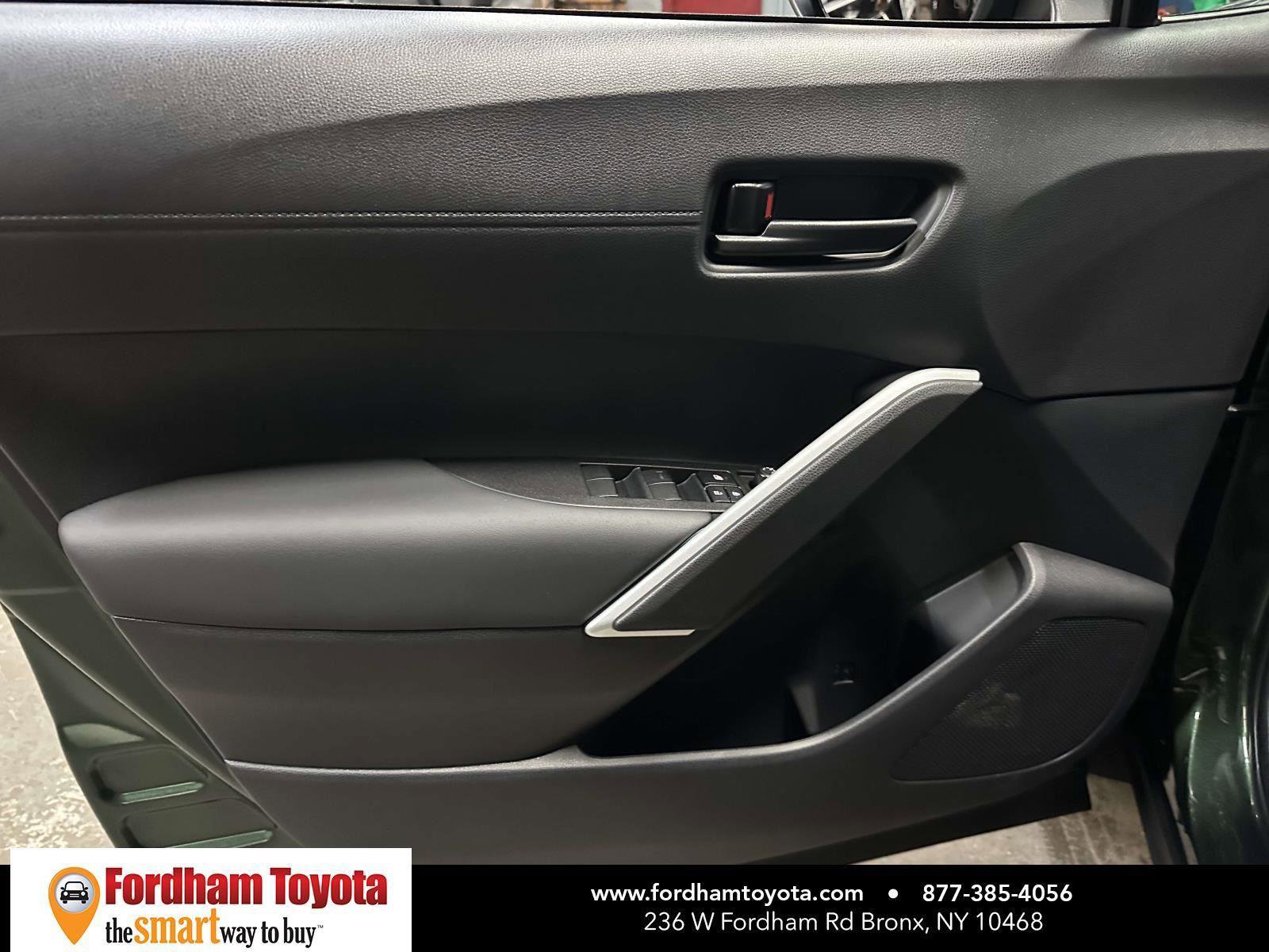 Certified 2026 Toyota Corolla Cross LE AWD/4WD image 17