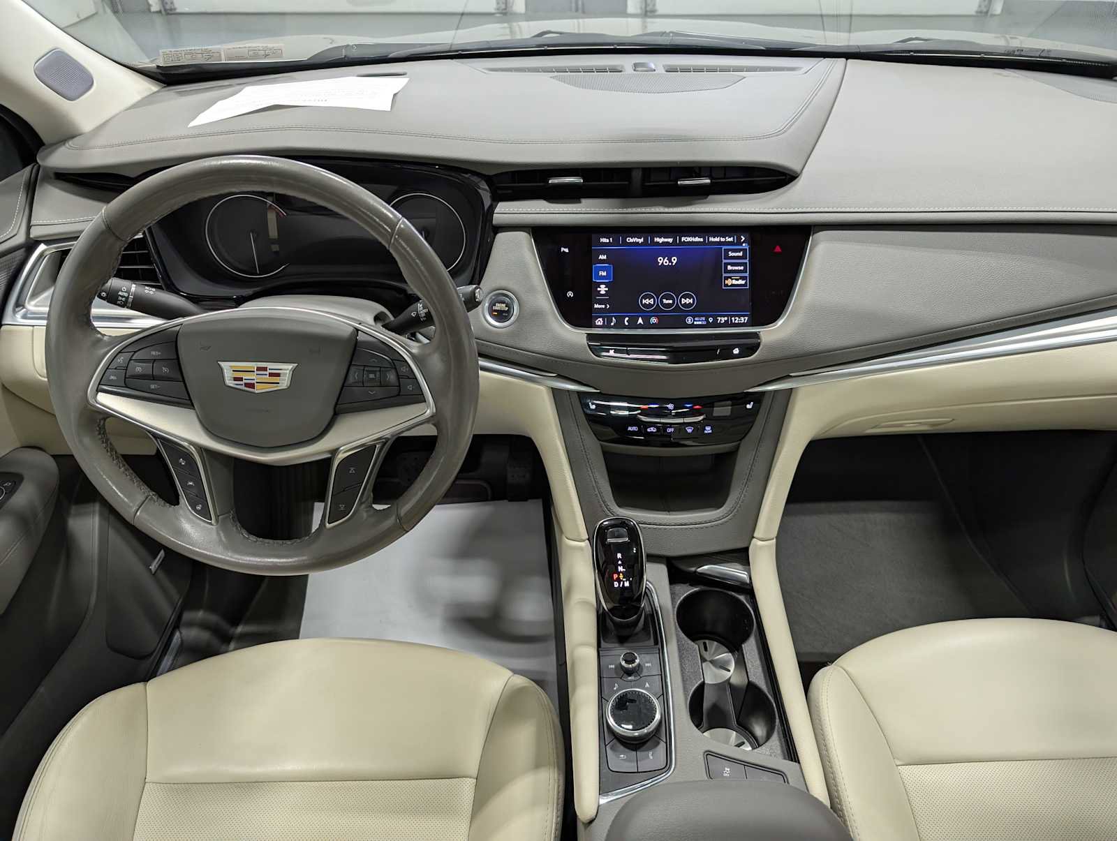 Certified 2023 Cadillac XT5 Premium Luxury AWD/4WD image 18