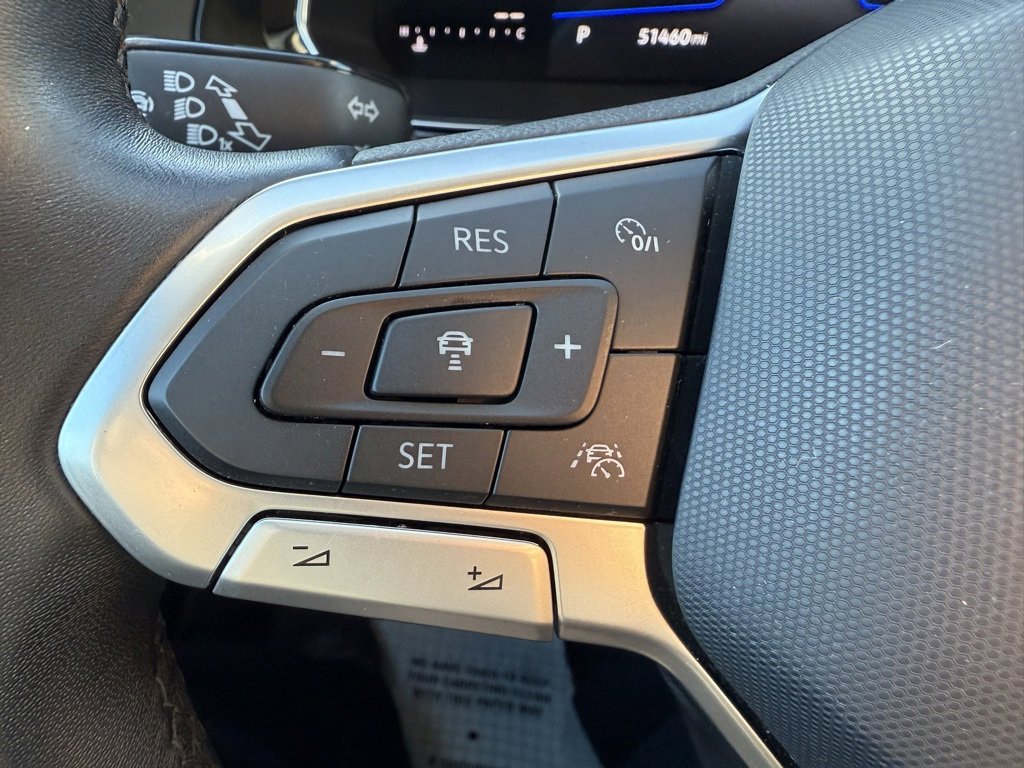 Used 2024 Volkswagen Jetta SE image 40