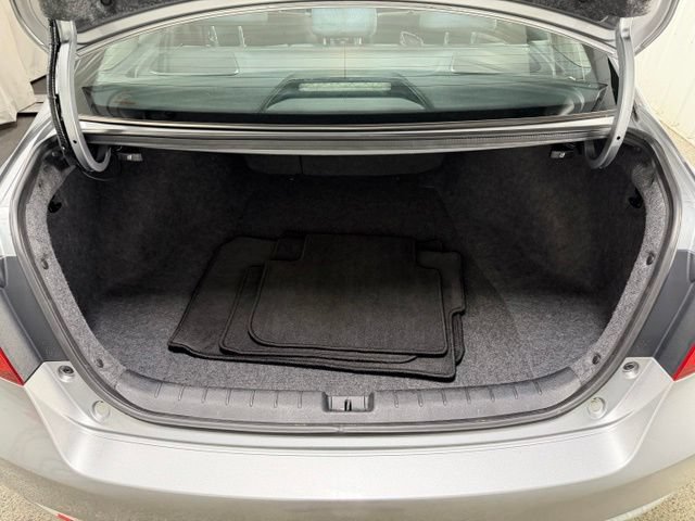 Used 2016 Honda Accord EX image 9