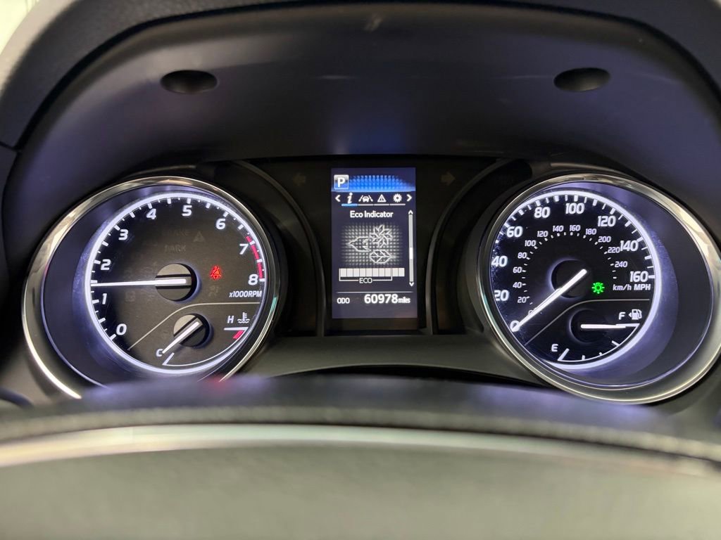 Used 2019 Toyota Camry LE FWD image 30