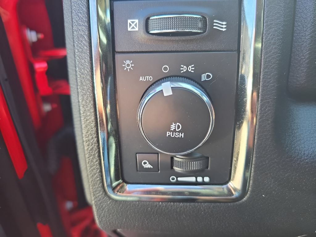 Used 2018 RAM 1500 Sport w/ Sport Premium Group AWD/4WD image 13