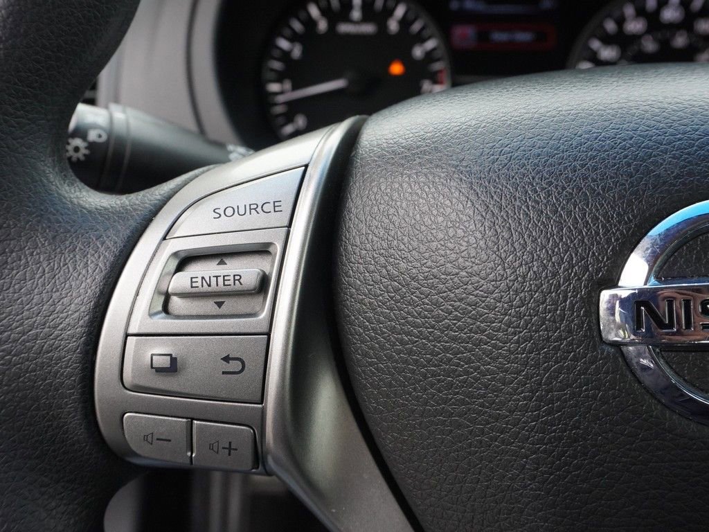 Used 2014 Nissan Altima 2.5 S w/ Sport Value Package FWD image 37