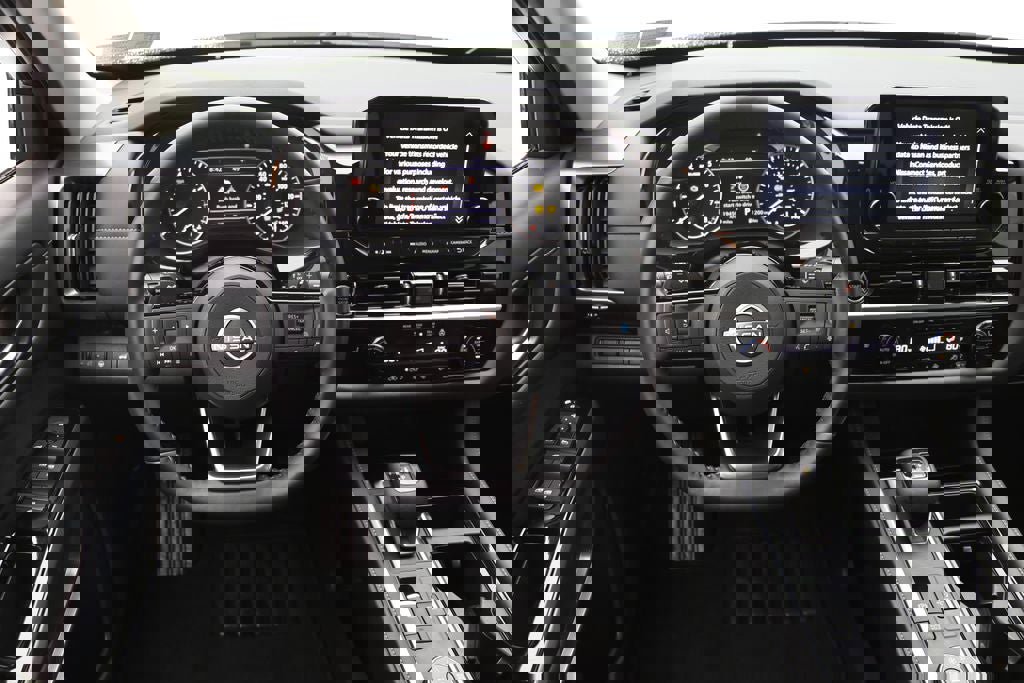 Used 2024 Nissan Pathfinder SL AWD/4WD image 12