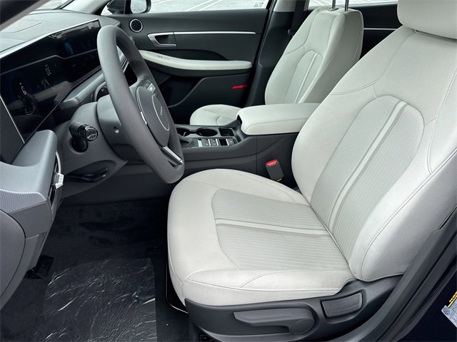 New 2025 Hyundai Sonata SE image 9