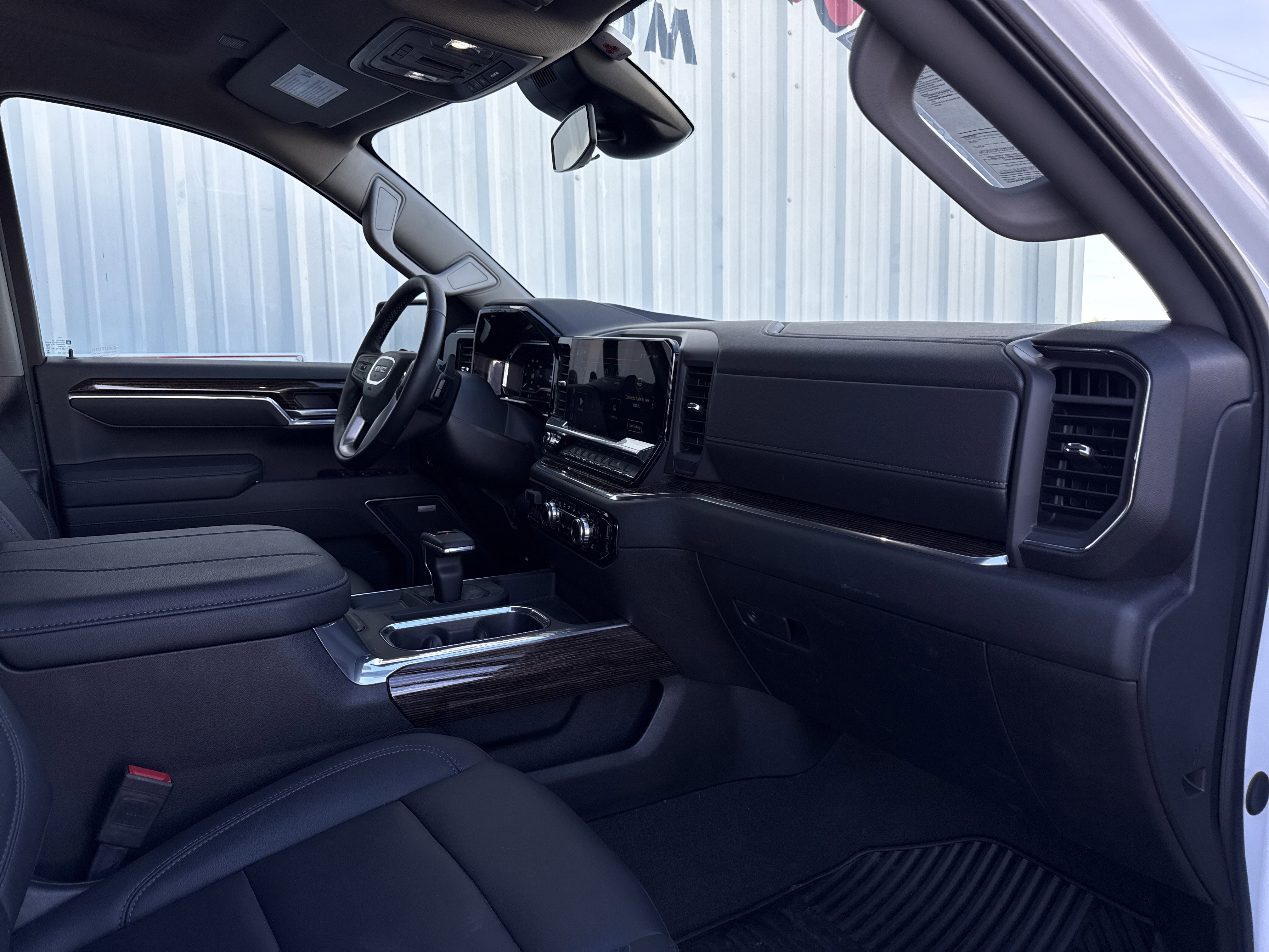 Used 2025 GMC Sierra 1500 Elevation w/ Elevation Premium Package image 37