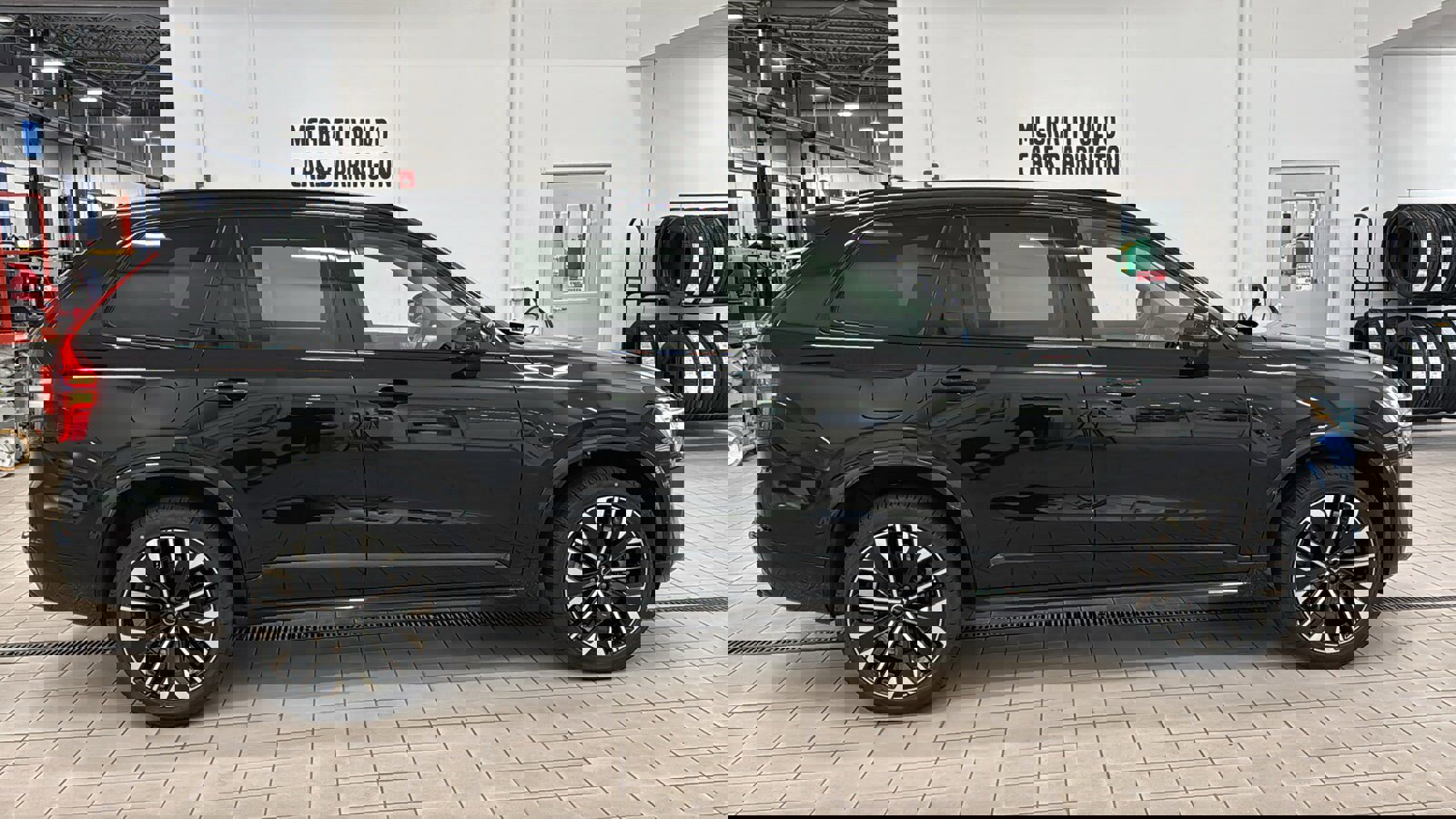 New 2026 Volvo XC90 T8 Ultra w/ Protection Package Premier image 4