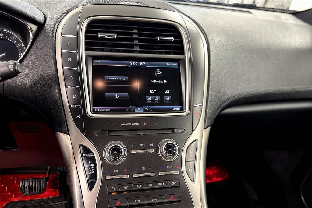 Used 2016 Lincoln MKX Select w/ Select Plus Package AWD/4WD image 17