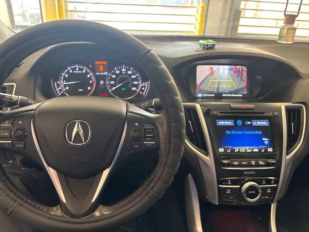 Used 2017 Acura TLX FWD image 5