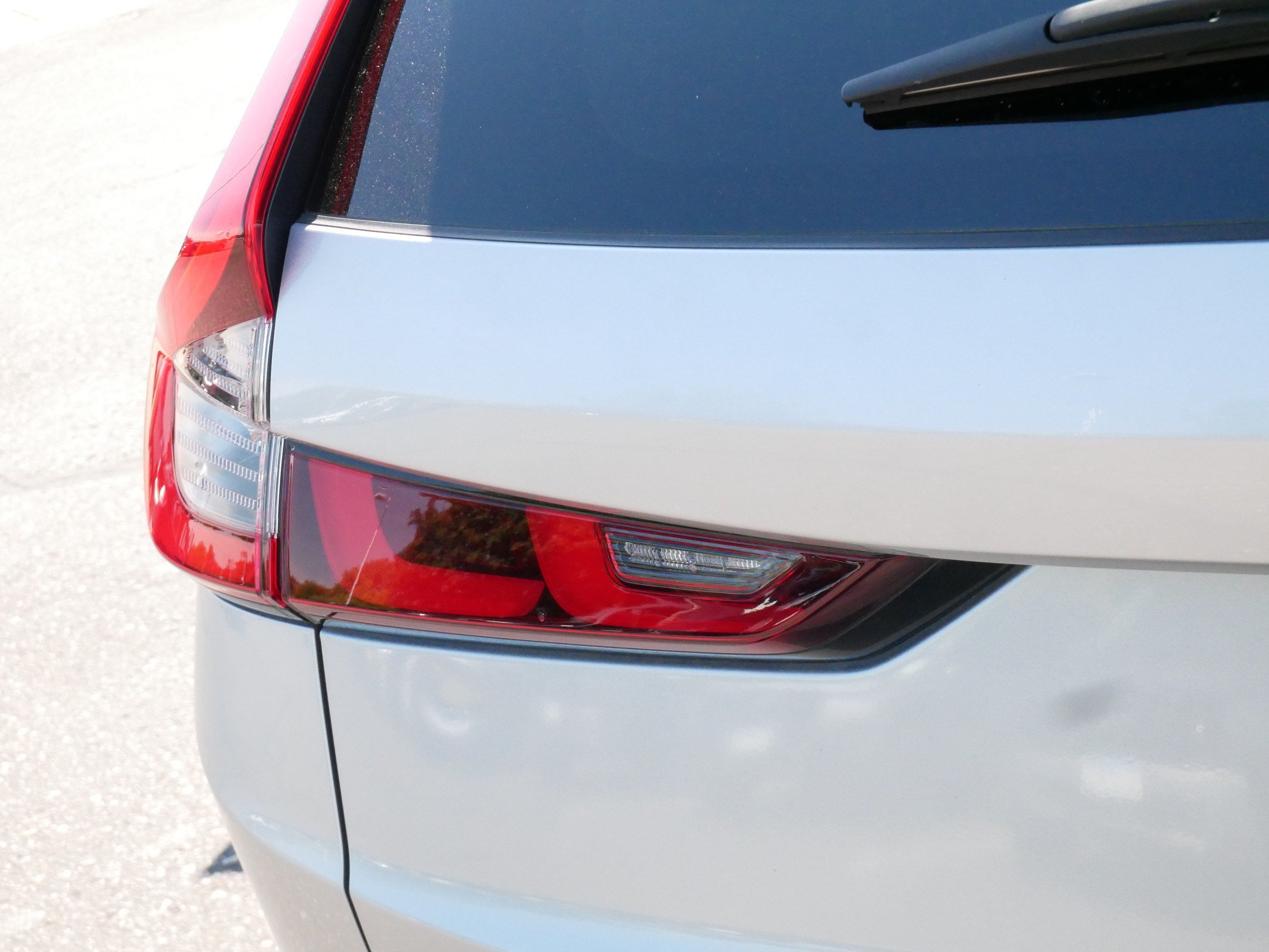 Used 2025 Honda CR-V LX image 17