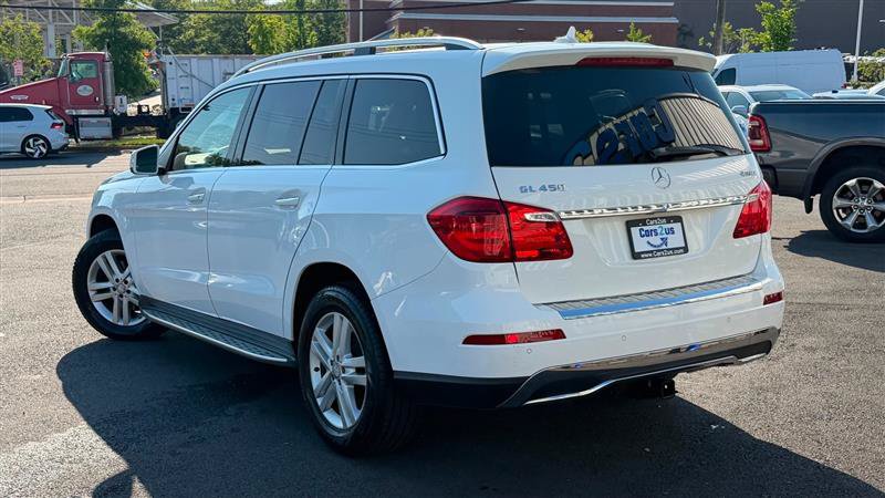 Used 2015 Mercedes-Benz GL 450 4MATIC image 4