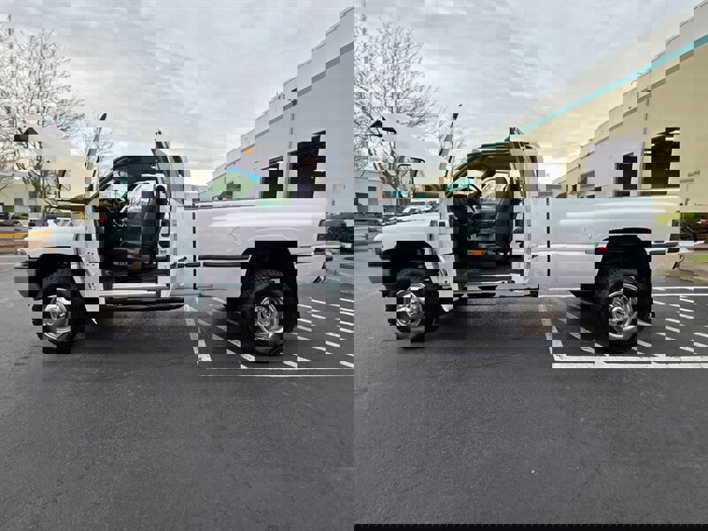 Used 1998 Dodge Ram 3500 Truck 4x4 Quad Cab image 19