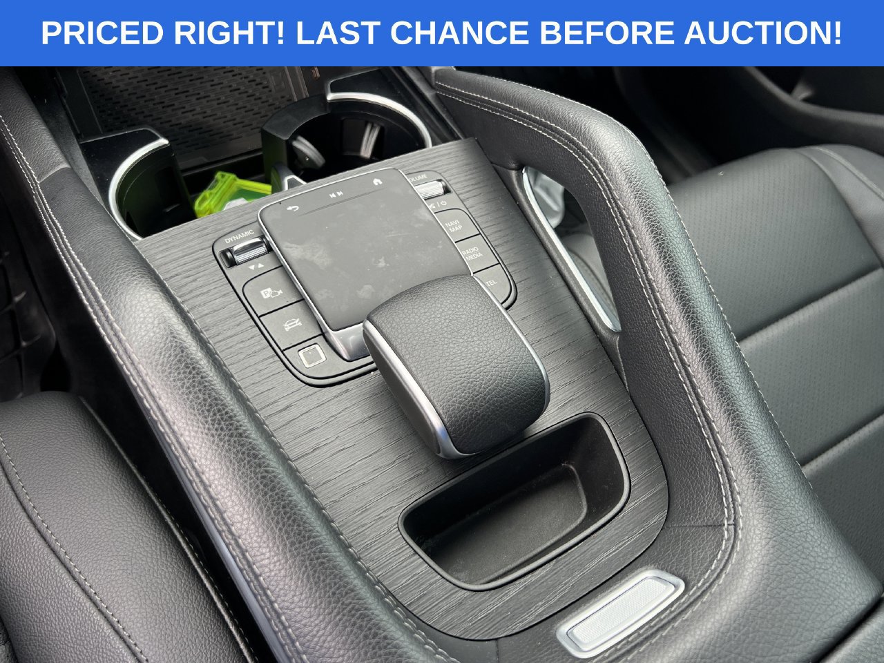 Used 2025 Mercedes-Benz GLE 450 4MATIC w/ AMG Line Exterior image 15