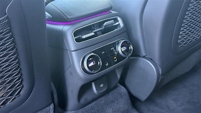 Used 2023 Genesis Electrified GV70 Advanced image 18