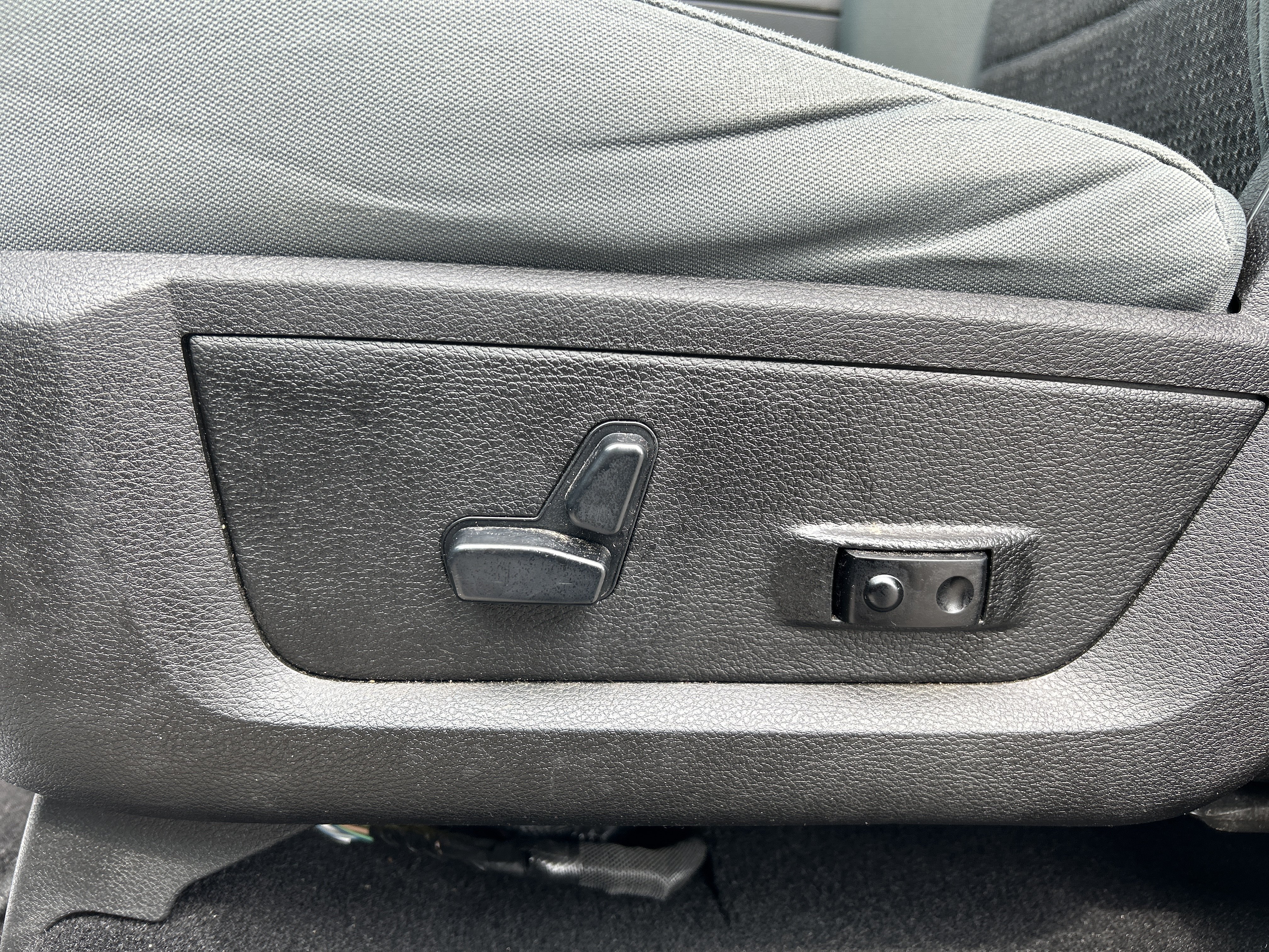 Used 2019 RAM 1500 Big Horn AWD/4WD image 11