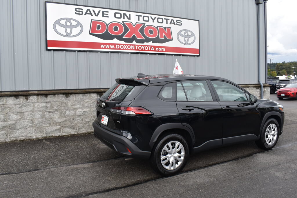 Certified 2026 Toyota Corolla Cross L AWD/4WD image 5