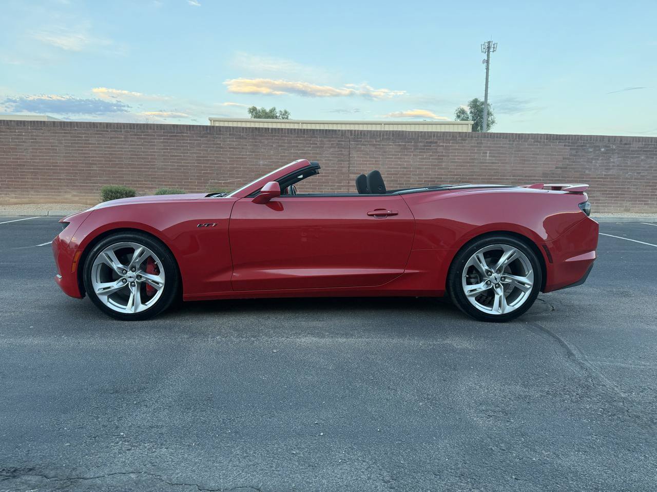 Used 2022 Chevrolet Camaro SS RWD image 6