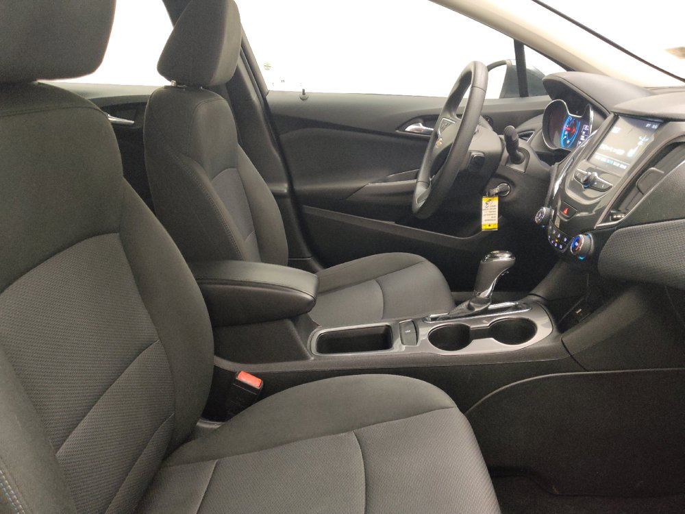 Used 2018 Chevrolet Cruze LT FWD image 21