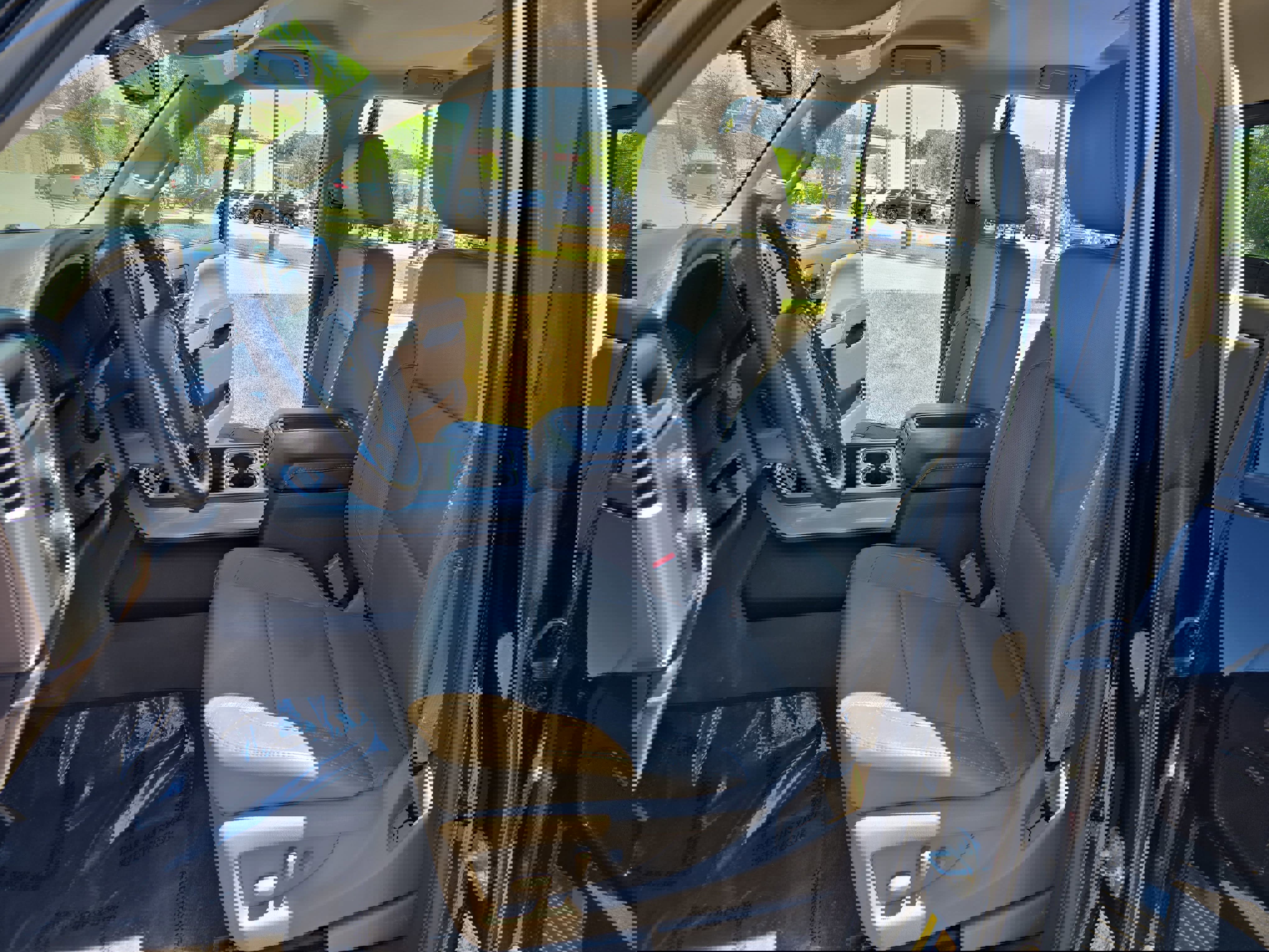 Used 2014 Chevrolet Silverado 1500 LTZ Z71 w/ LTZ Plus Package image 16