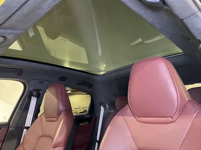 New 2026 Porsche Cayenne GTS AWD/4WD image 19