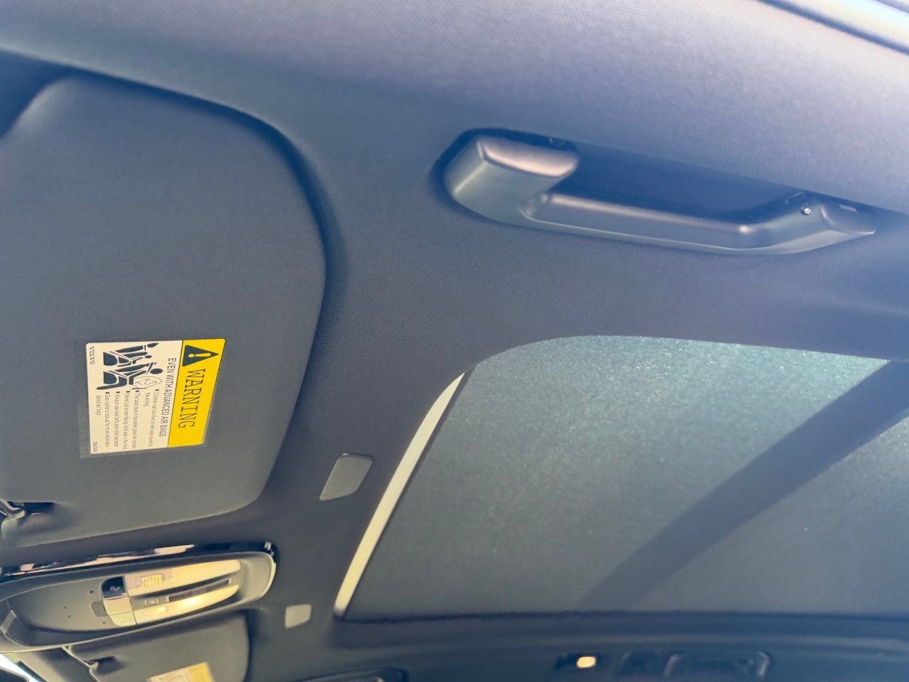 New 2027 Volvo XC60 B5 Plus AWD/4WD image 18