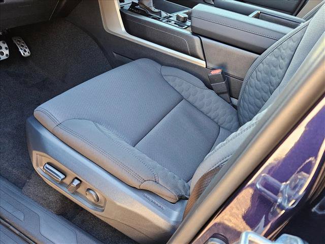 New 2026 Toyota Tundra SR5 AWD/4WD image 4