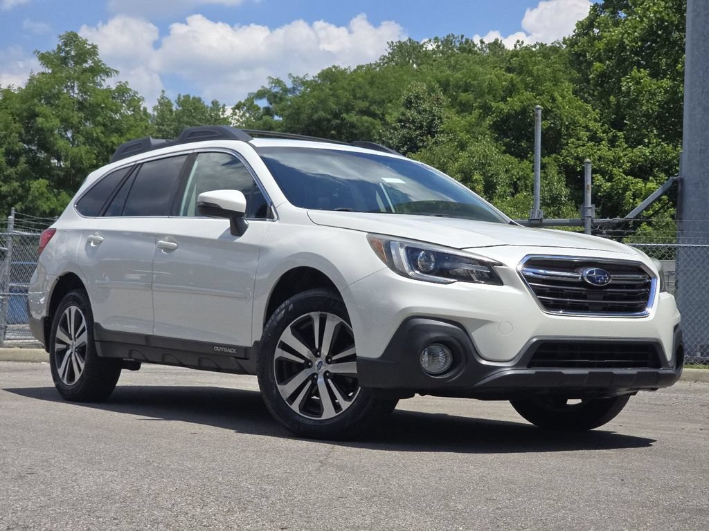 Used 2018 Subaru Outback 2.5i Limited AWD/4WD image 2