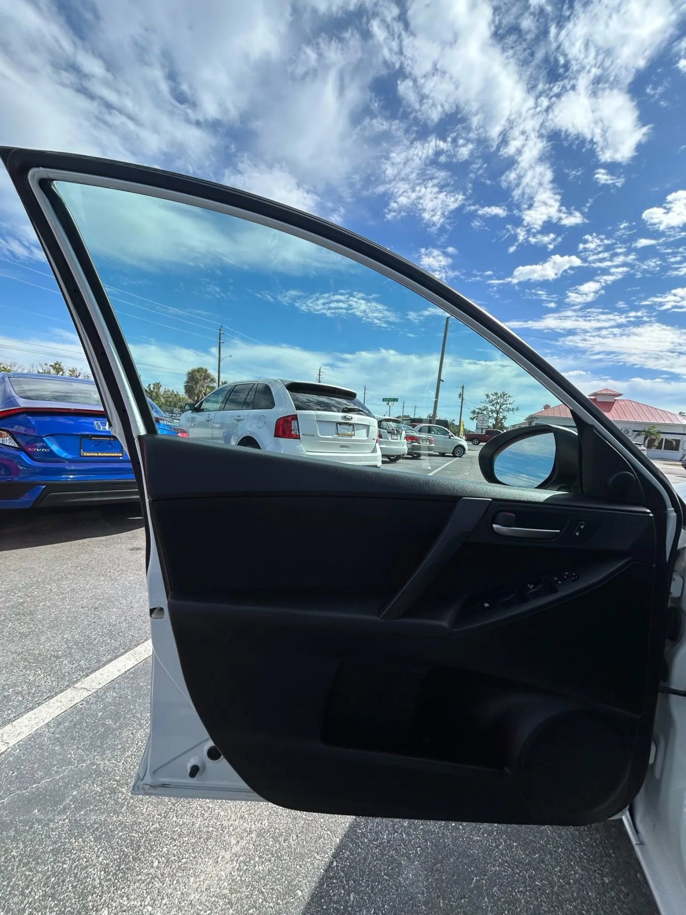 Used 2013 MAZDA MAZDA3 i Touring image 26