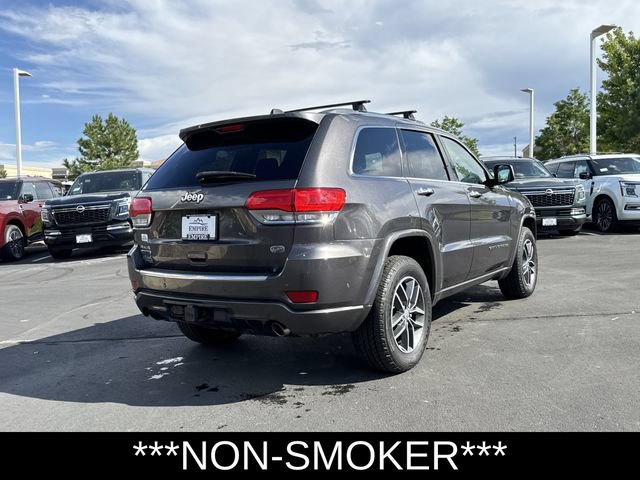 Used 2018 Jeep Grand Cherokee Overland AWD/4WD image 5