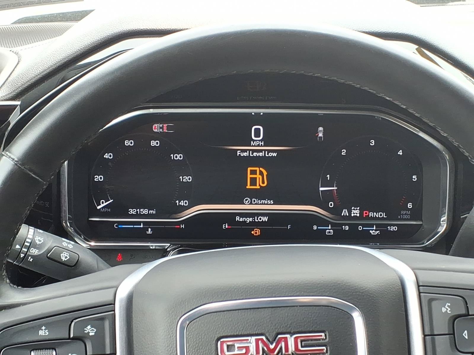 Used 2025 GMC Sierra 1500 SLT AWD/4WD image 10