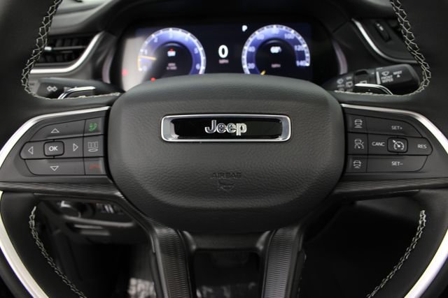 New 2026 Jeep Grand Cherokee L 4WD image 13