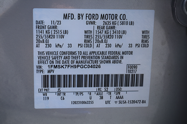 Used 2023 Ford Explorer Limited w/ Limited Technology Package RWD image 30