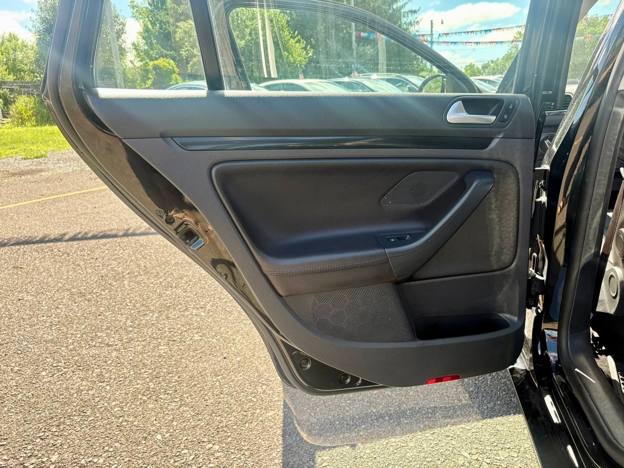 Used 2014 Volkswagen Jetta TDI FWD image 12