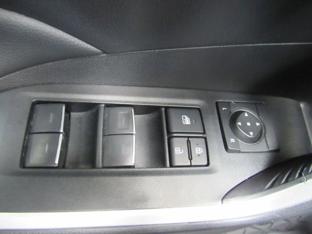 Used 2025 Toyota RAV4 XLE image 34