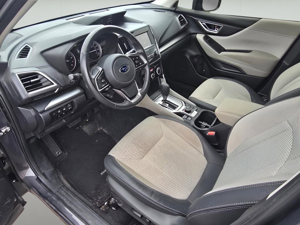 Used 2024 Subaru Forester Premium image 27