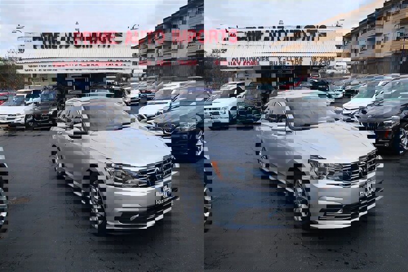 Used 2016 Volkswagen Passat 1.8T S image 1