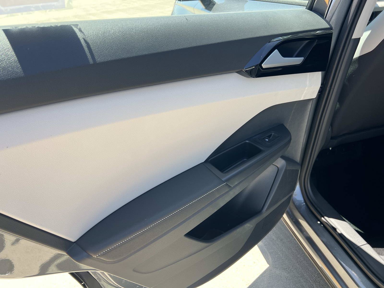 New 2026 Volkswagen Taos S FWD image 18