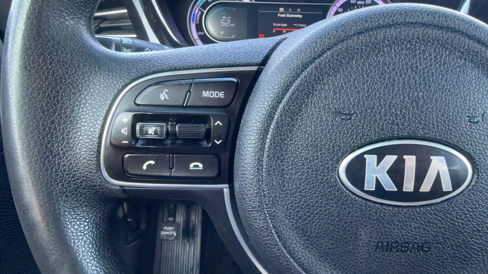 Used 2020 Kia Niro LX FWD image 16