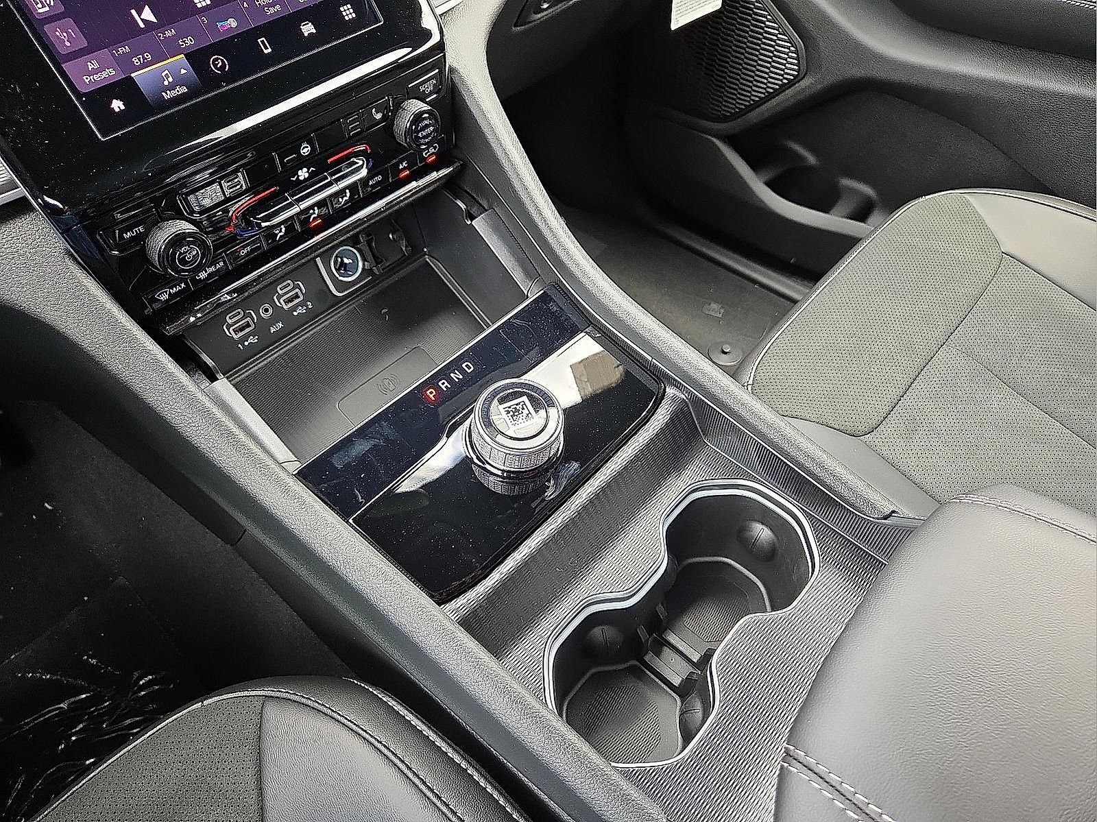 New 2025 Jeep Grand Cherokee L Altitude AWD/4WD image 25