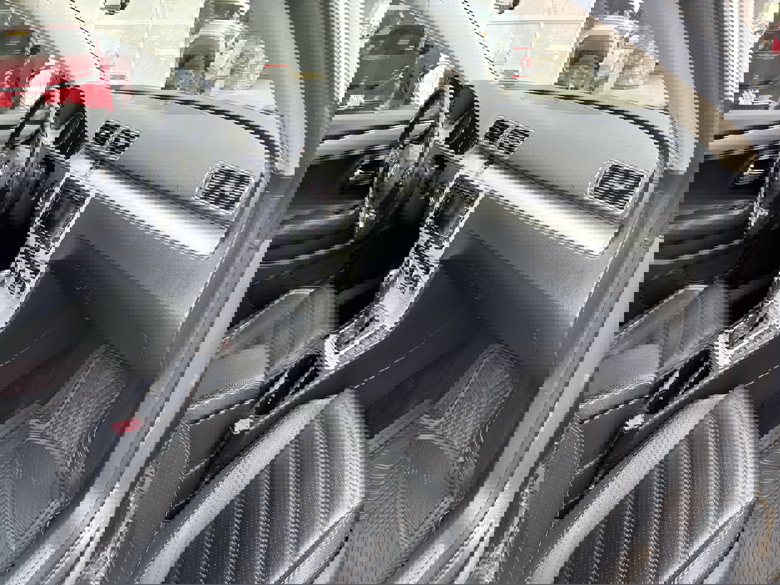 Used 2013 Volkswagen CC Sport image 15