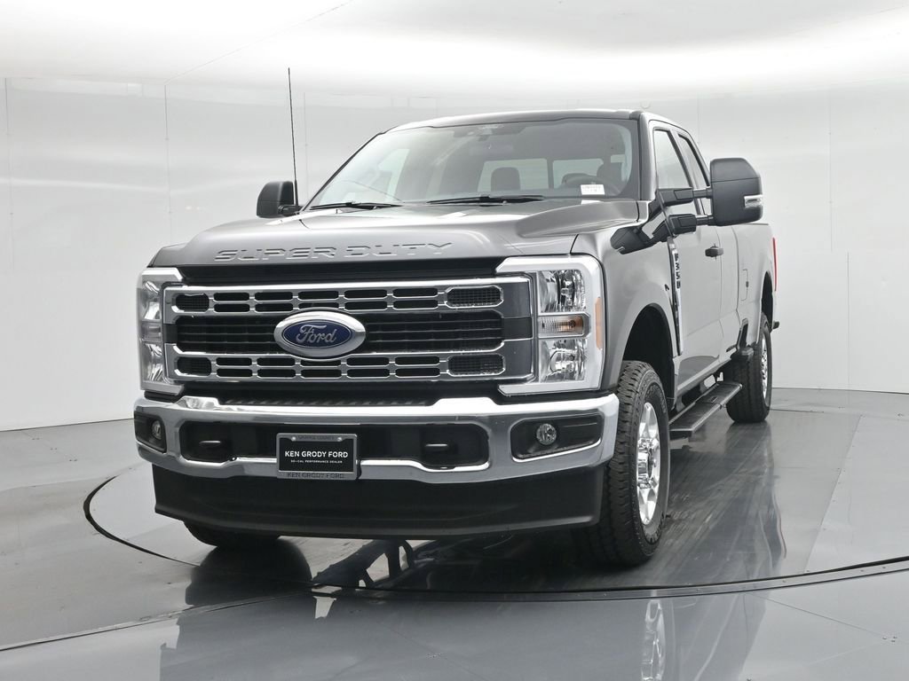 New 2026 Ford F350 XLT w/ FX4 Off-Road Package image 54