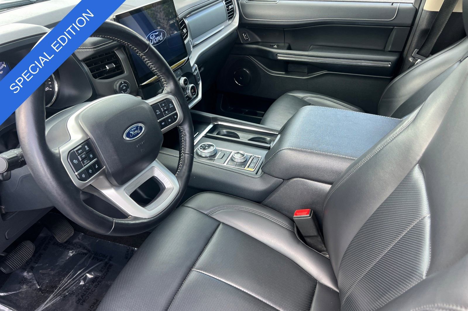 Certified 2023 Ford Expedition Max XLT image 11