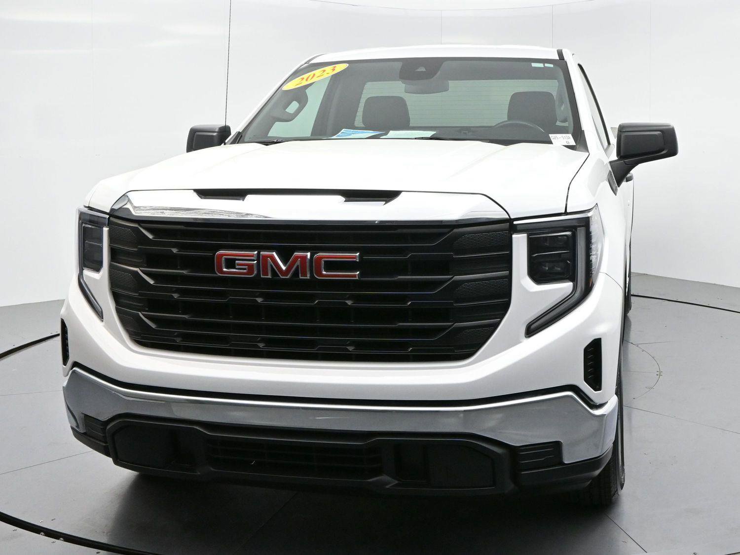 Used 2023 GMC Sierra 1500 Pro w/ Pro Value Package image 3